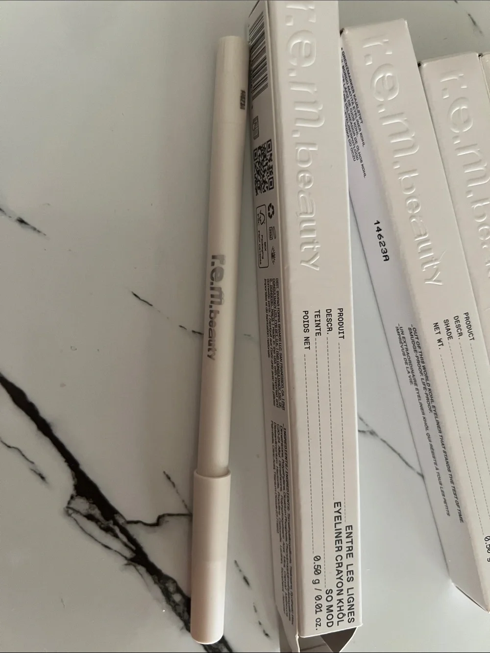 r.e.m. beauty At The Borderline Kohl Eyeliner Pencil — Black